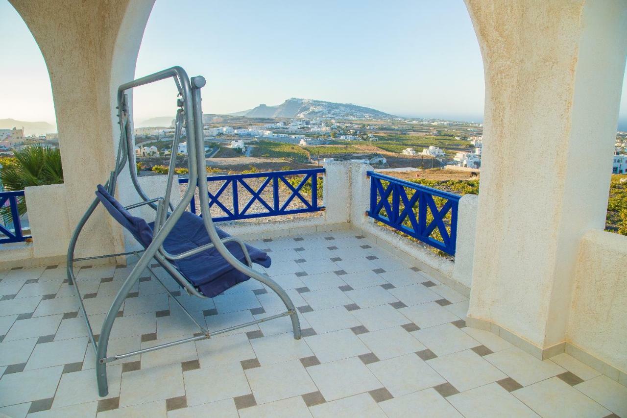 Eva With Panoramic View Pýrgos